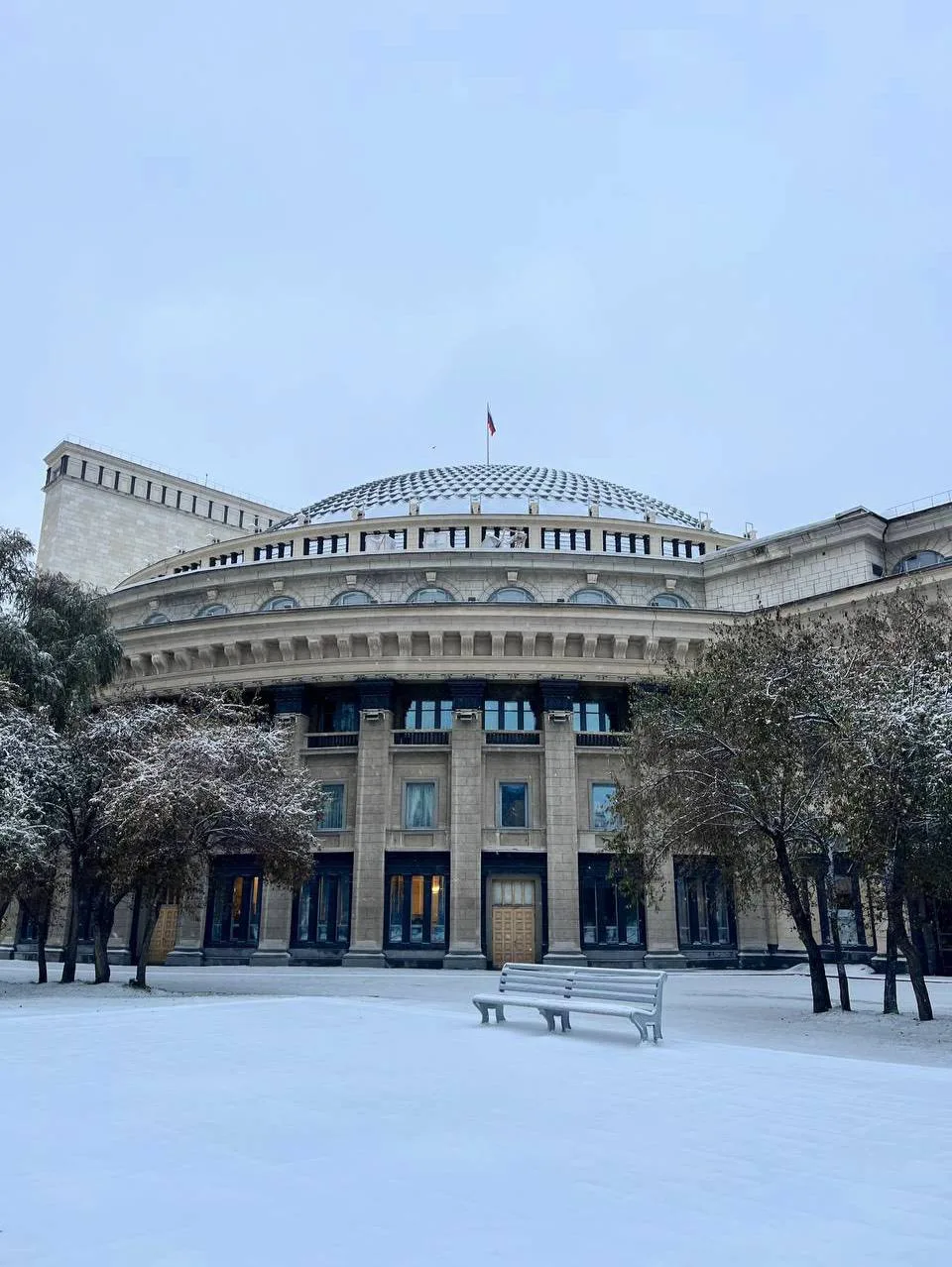 🌧 Снежный покров не ляжет в Новосибирской области до конца октября. При этом в регионе...