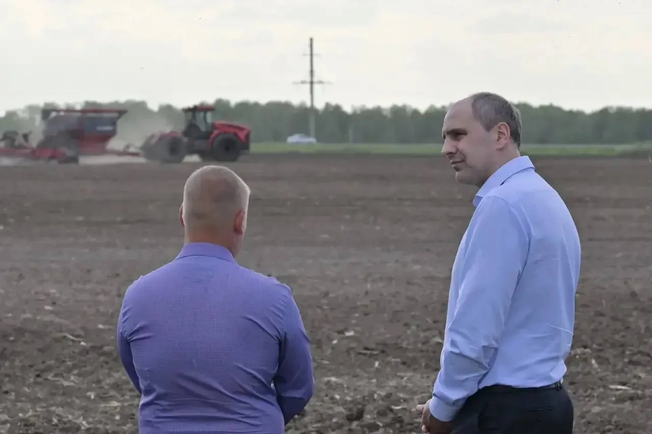 🌽 Денис Паслер отменил режим ЧС на свердловских полях