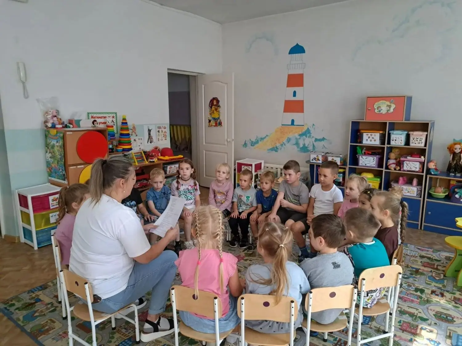 Воспитанники подготовительной группы 2 под руководством педагога Анны Александровны вкл...