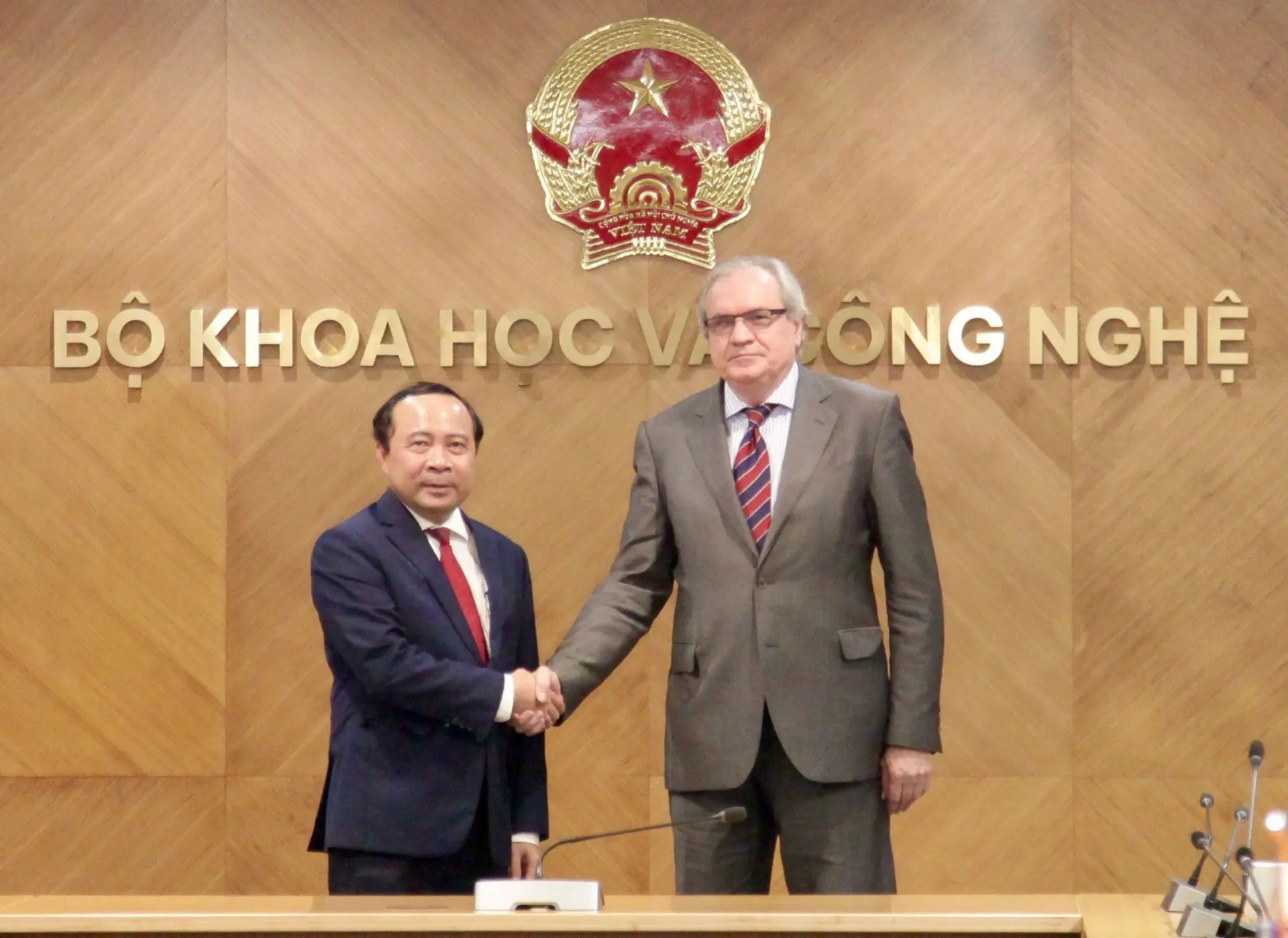 🇷🇺🇻🇳 Россия и Вьетнам обсудили будущее научно-технического взаимодействия
