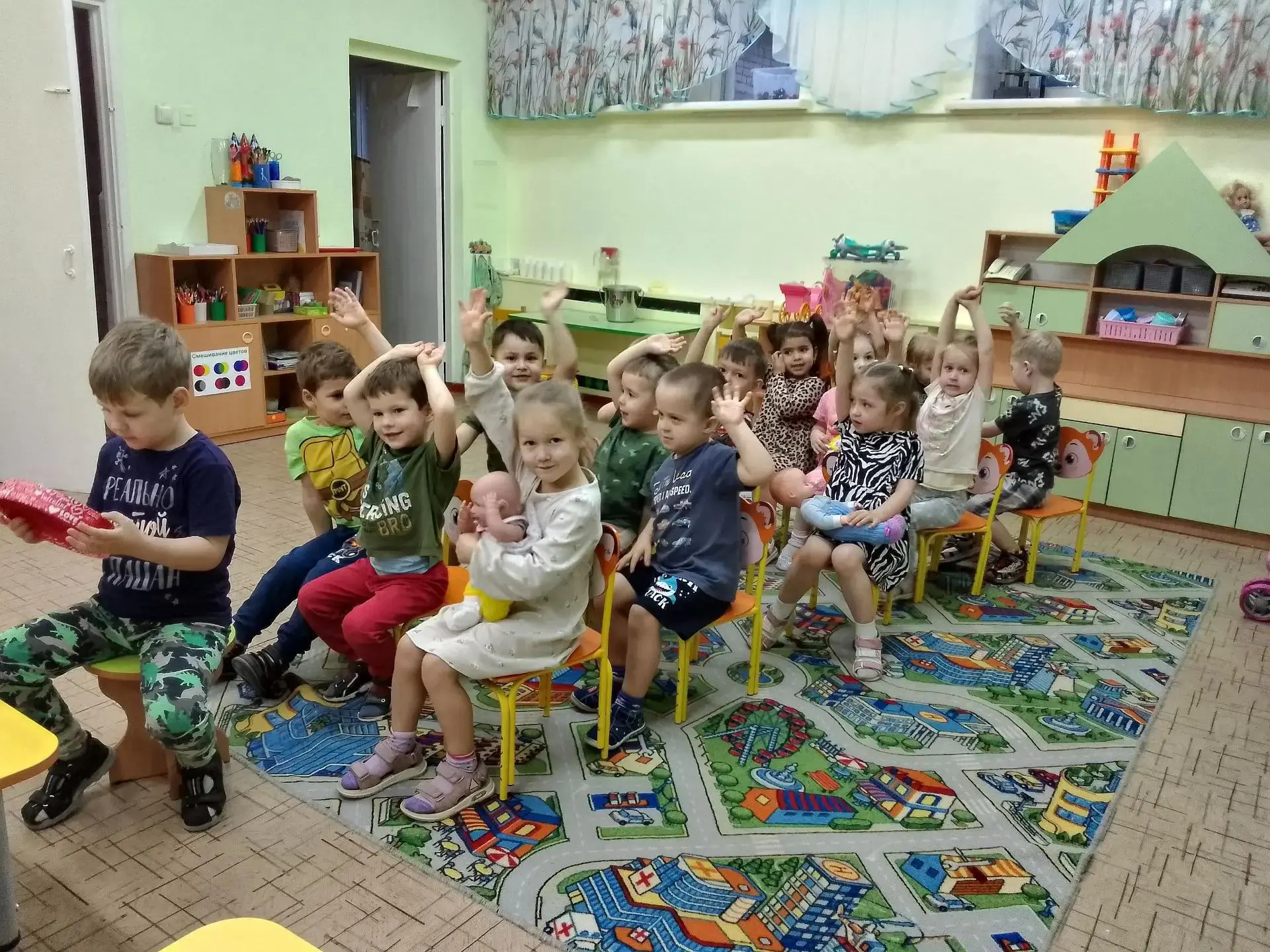 Как «Ромашки» учились дружить с дорогой: наш безопасный день!