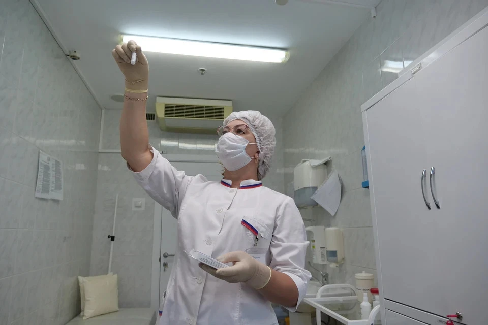 В Самарской области химики ведут с вирусом гриппа борьбу на опережение