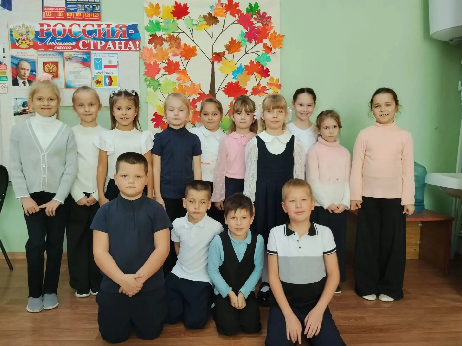 Золотая осень заглянула в гости к нашим первоклассникам! ❄️🍂