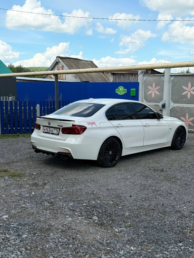 Продаю свою BMW F30. 2012 года