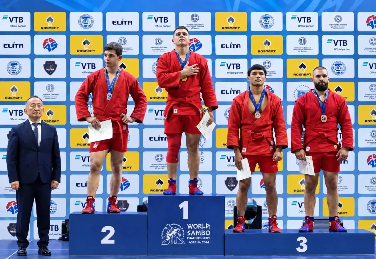 🥇 Орский самбист завоевал золото первенства мира