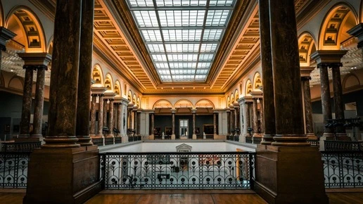 В музее Верхней Пышмы посетительница приняла мужчину за актера Юру Борисова