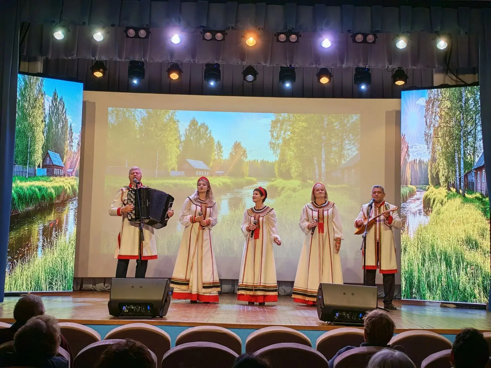 В Вадинском районе состоялся праздничный концерт, посвященный Дню пожилого человека