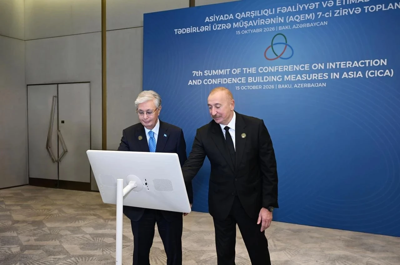 🇰🇿 🇦🇿 Президенты Казахстана и Азербайджана запустили первую линию связи по дну Касп...