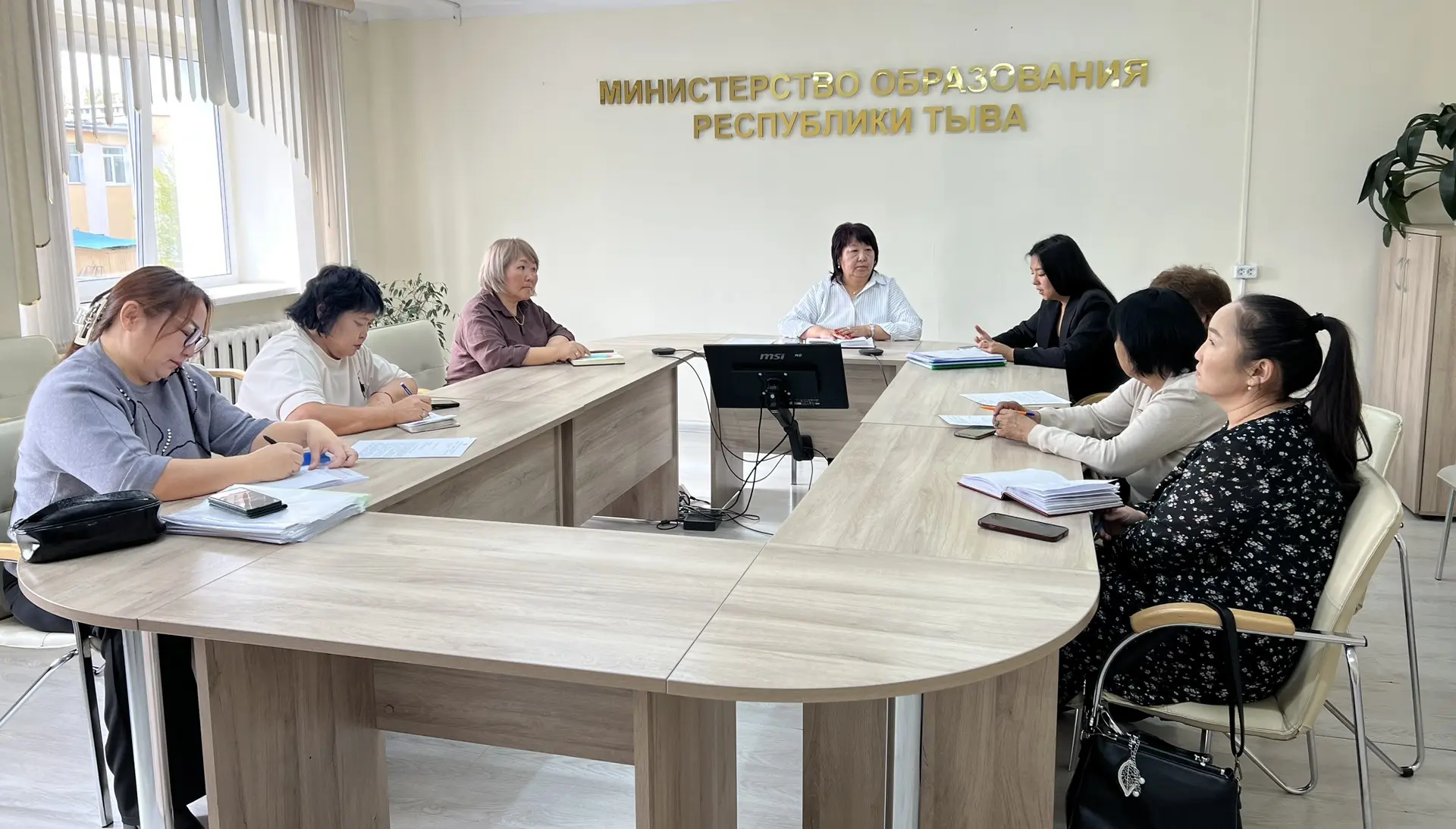 В Министерстве образования Республики Тыва обсудили вопросы развития частных детских садов