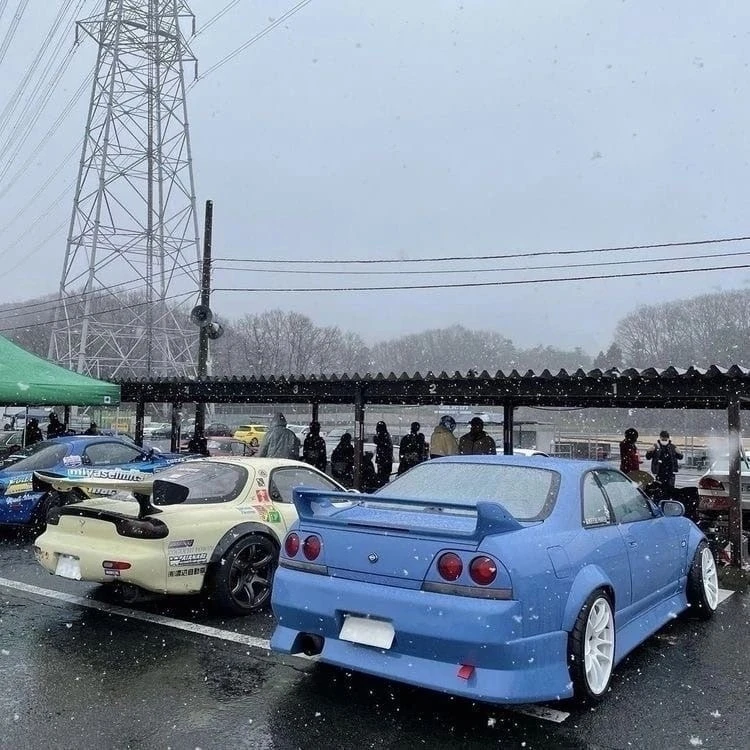 Фото