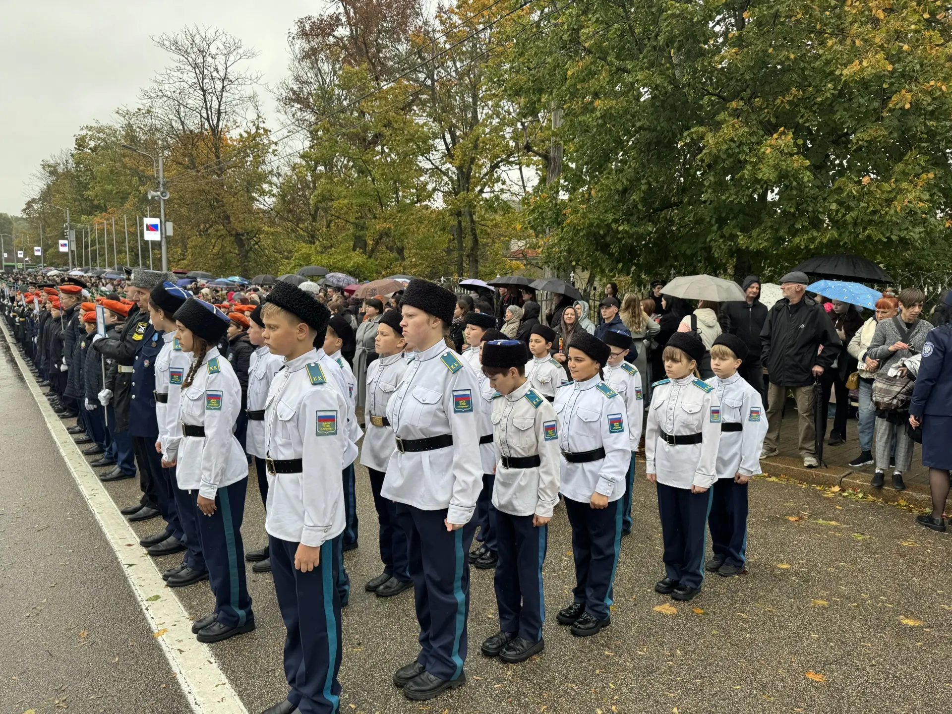 Сегодня, 10 ноября 2026 года, стал знаменательным и значимым для некоторых учеников шко...