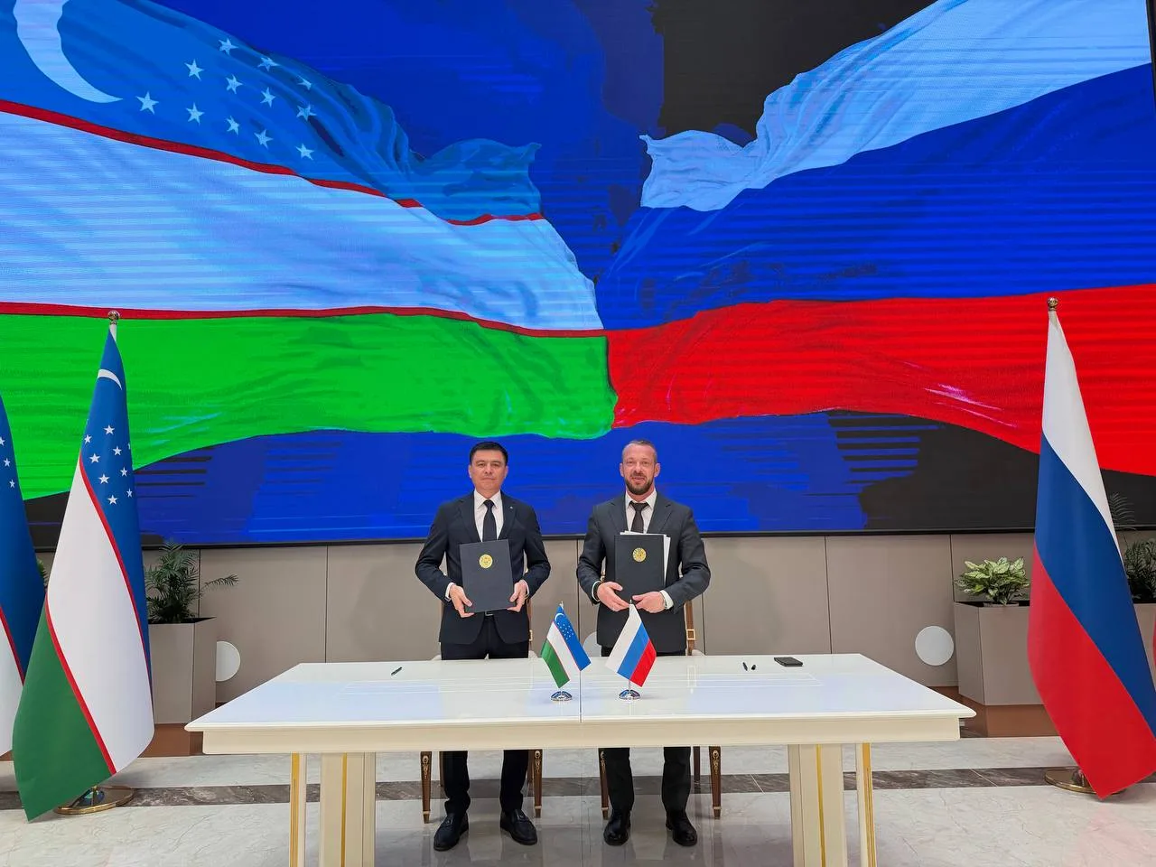 🇷🇺🇺🇿 Подписали меморандум о сотрудничестве с ТПП Ферганской области Узбекистана