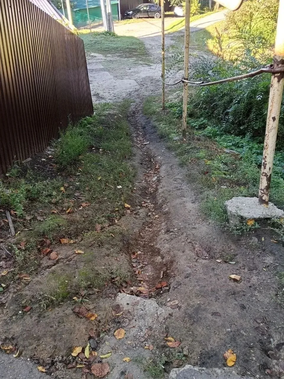 Тут должна быть дорога зато центр, улица трудовая