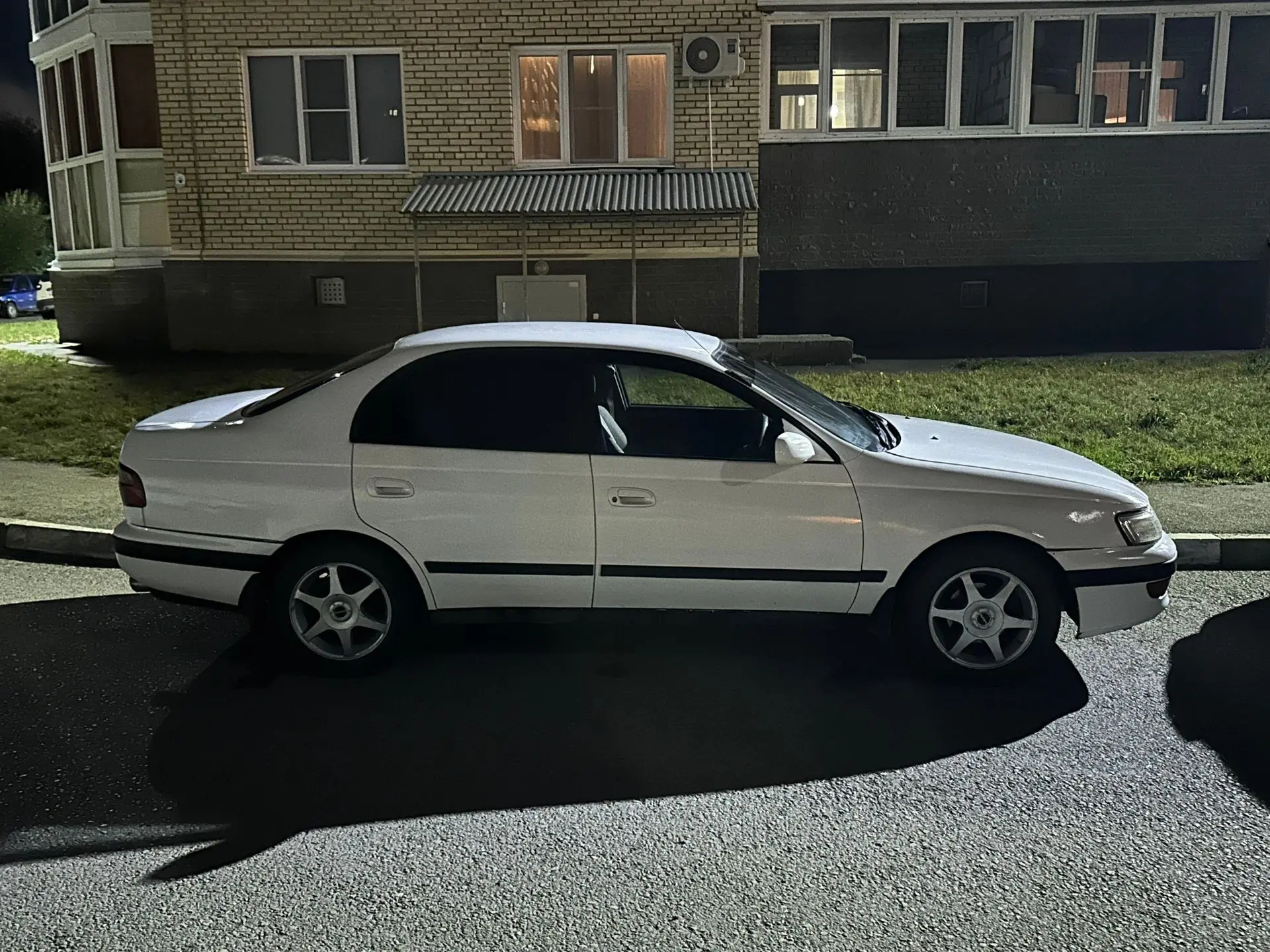 🎲 Toyota Corona 1995г.в