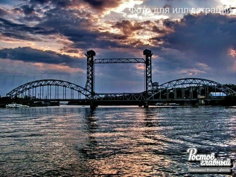 💥 Что-то вспыхнуло и погасло в районе разводного моста. Опасность БПЛА!