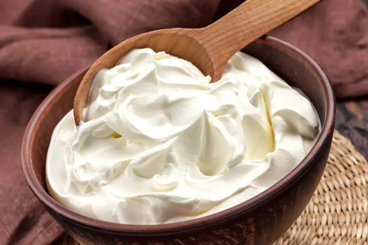 🥄 Сметана — вкусная поддержка для здоровья печени