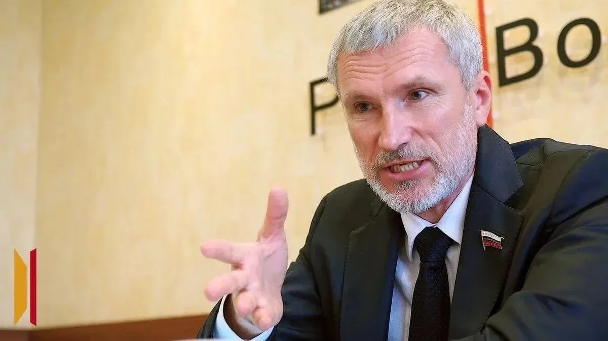 Депутат Госдумы Алексей Журавлёв заявил, что ответственность за защиту дата‑центров от ...