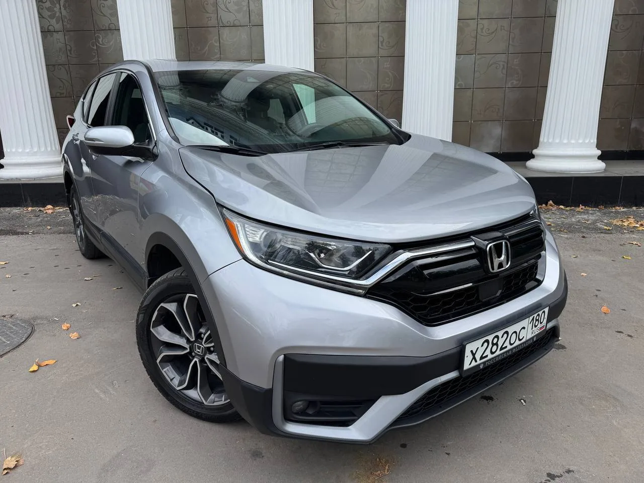 Honda CR-V 2020 EХ-L ,1.5L VТЕС Тurbо (193 л.с.), 92000 км. Рестайлинг .