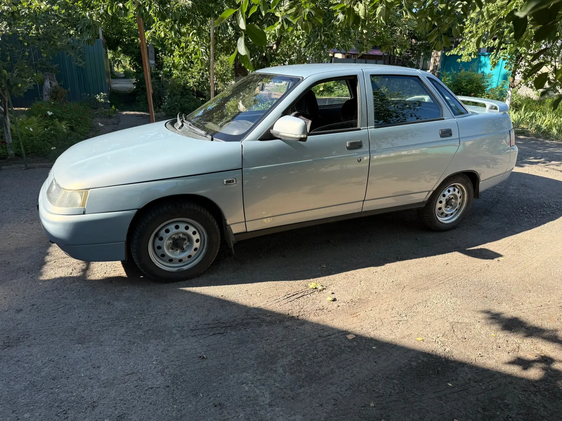 Продам Ваз 2110, 2005 г.в. По кузову в хорошем состоянии, по технике всё работает но по...