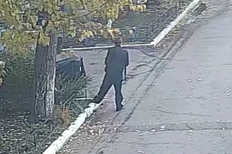 Полицейские Амурской области и Екатеринбурга задержали жителя Красноярского края. Он вы...