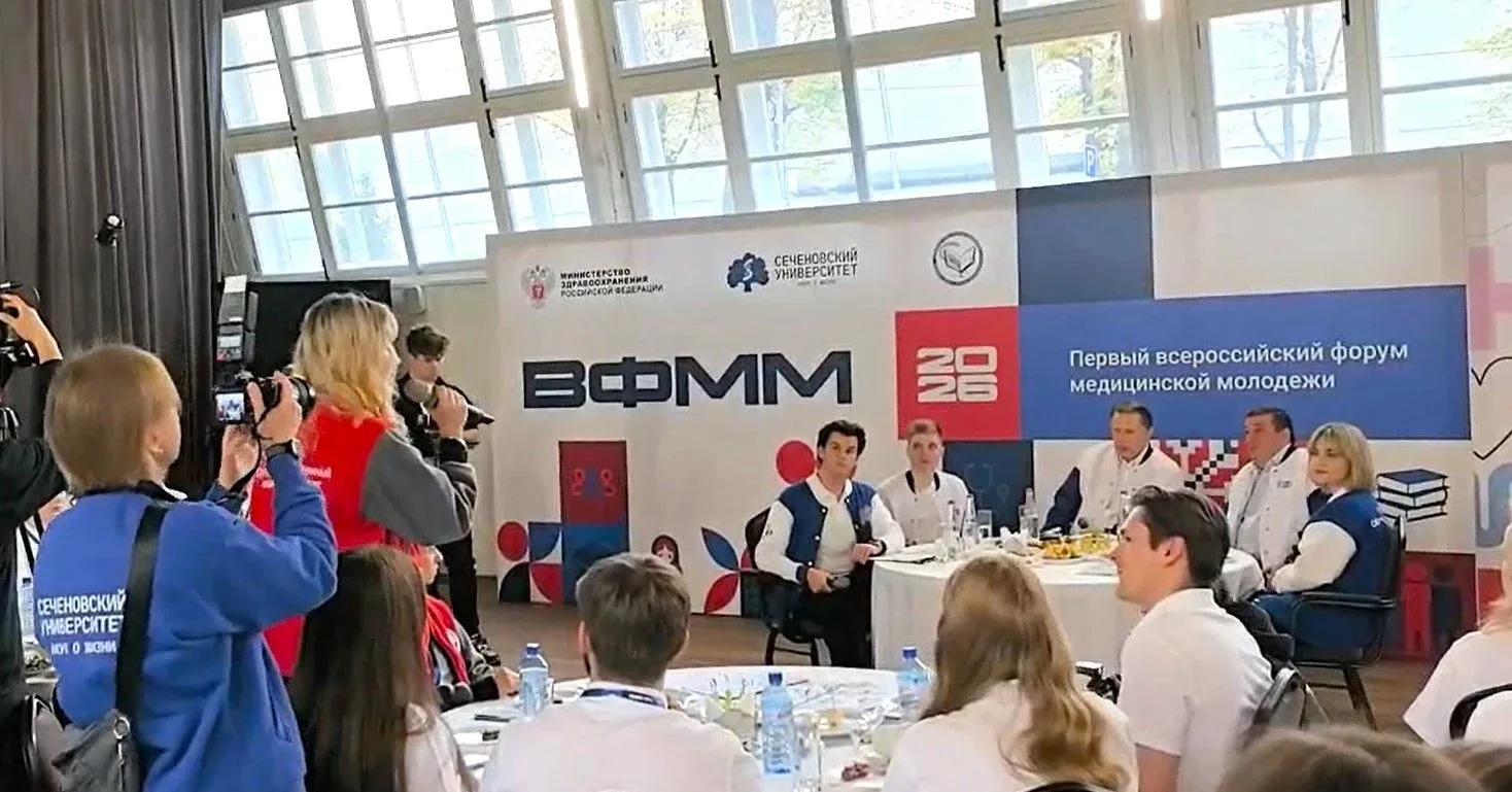 👩‍🎓 Студентка Оренбургского медицинского университета пообщалась с министром здравоох...