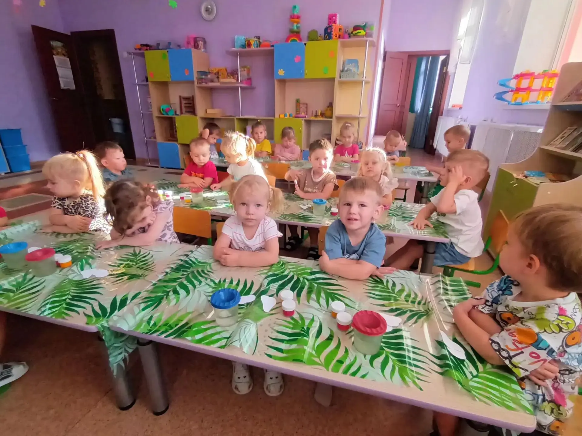 Коллективная работа в группе «Фантазеры»: «Чудесный сад» 🍎🍐