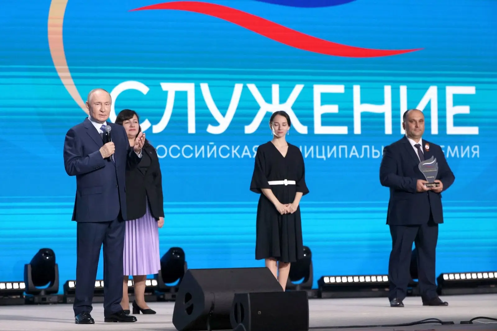 📌 Совсем немного осталось до старта приёма заявок на Всероссийскую муниципальную преми...