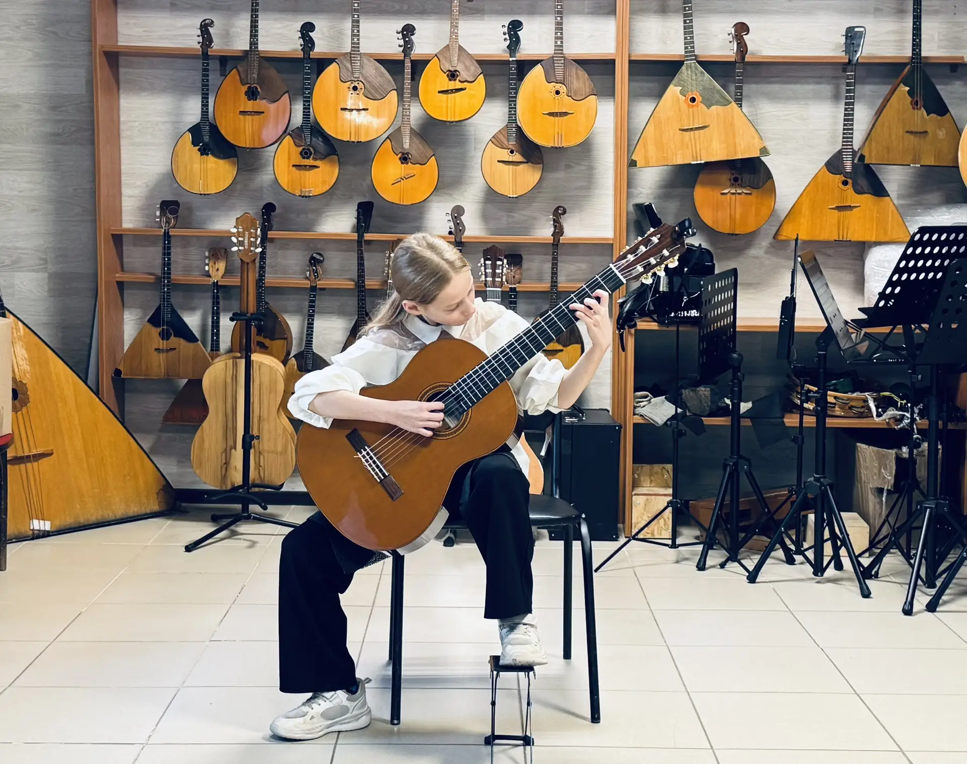 🎶 Конкурс этюдов «Вечное движение» на отделении народных инструментов — состоялся!