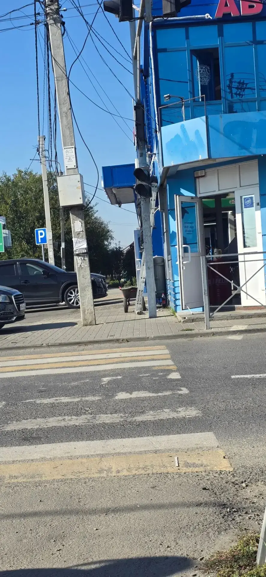В центре Батайска трое суток не работают светофоры
