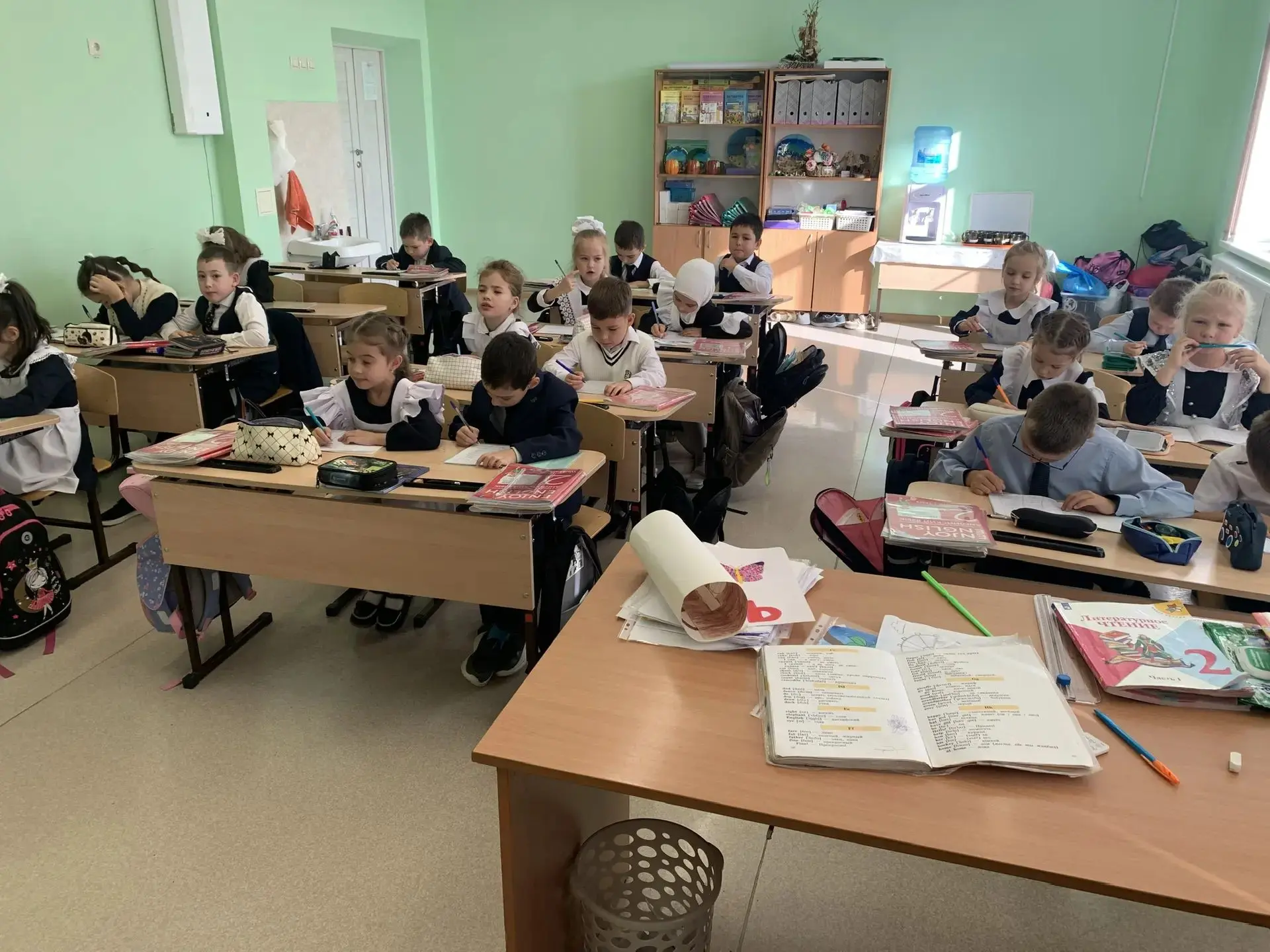 Alphabet Party: праздник английского алфавита во вторых классах