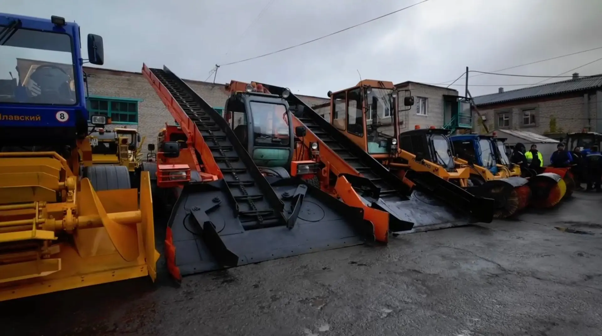 🚜 Томск к зиме готов: 115 машин на линии, парк пополнят 36 новых