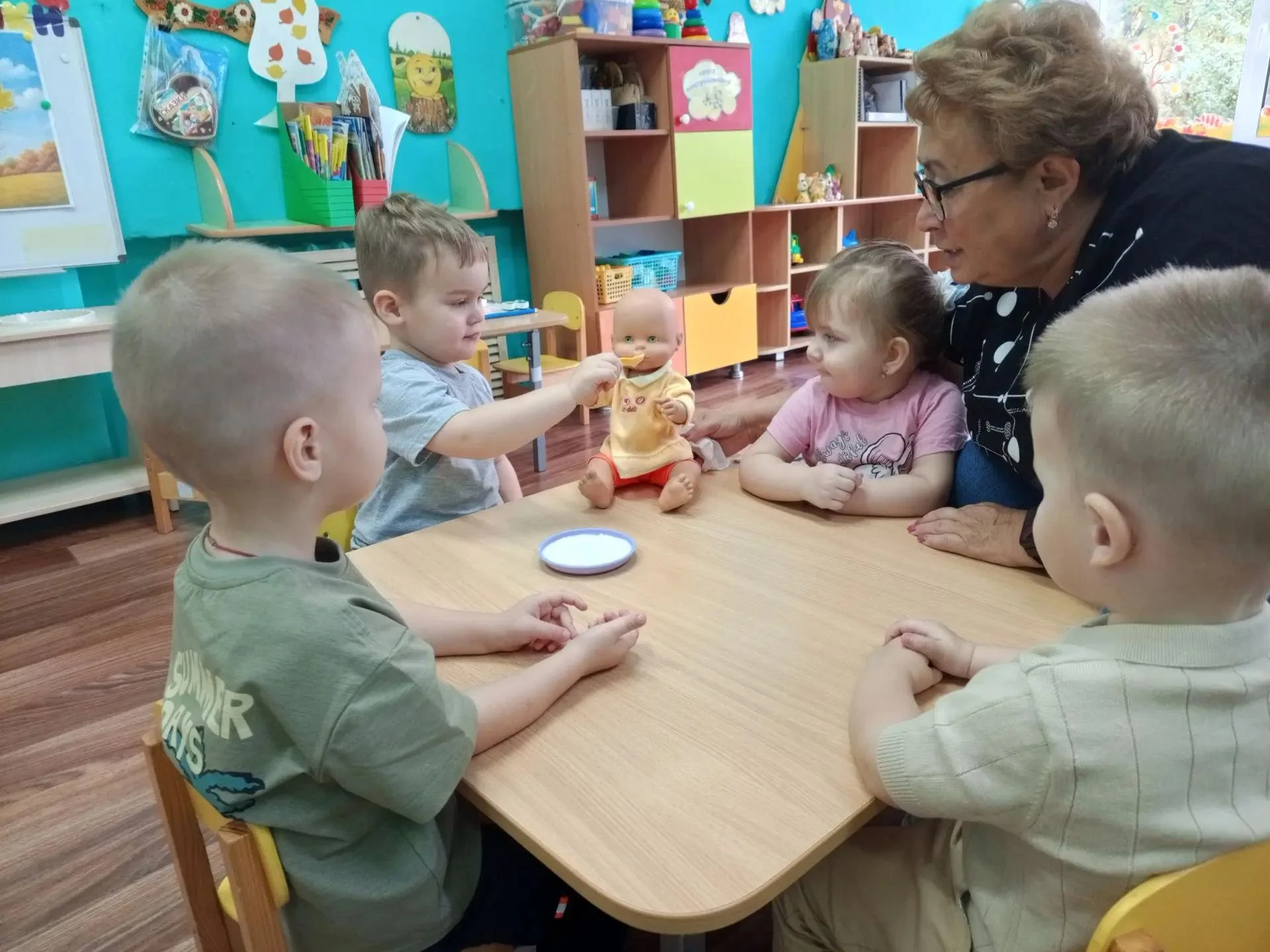 🥣 С Днём каши, малыши!