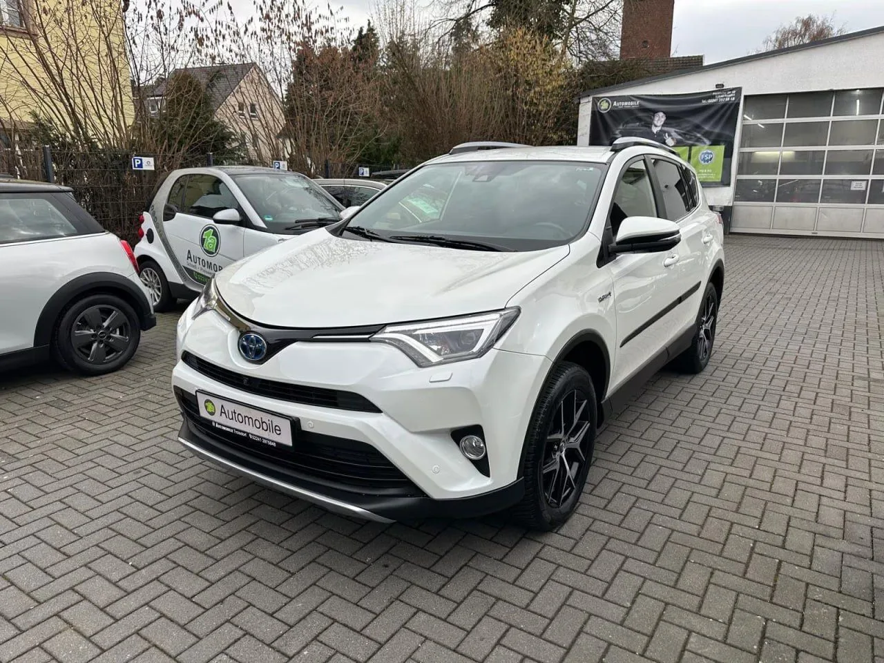 🚗 Toyota RAV4 Hybrid
