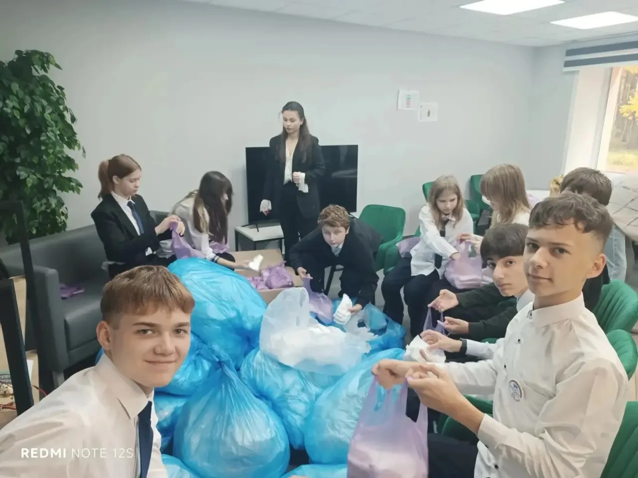 Сегодня вместе с одноклассниками из 8 «А» класса МБОУ СОШ № 25 мы побывали в центре «Ге...