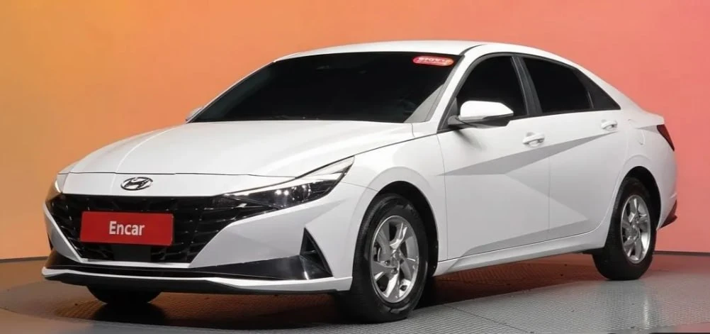 Hyundai Avante 1,6, 2022 год, пробег 22 000 км, цена 1 850 000 руб. до Москвы со всеми ...