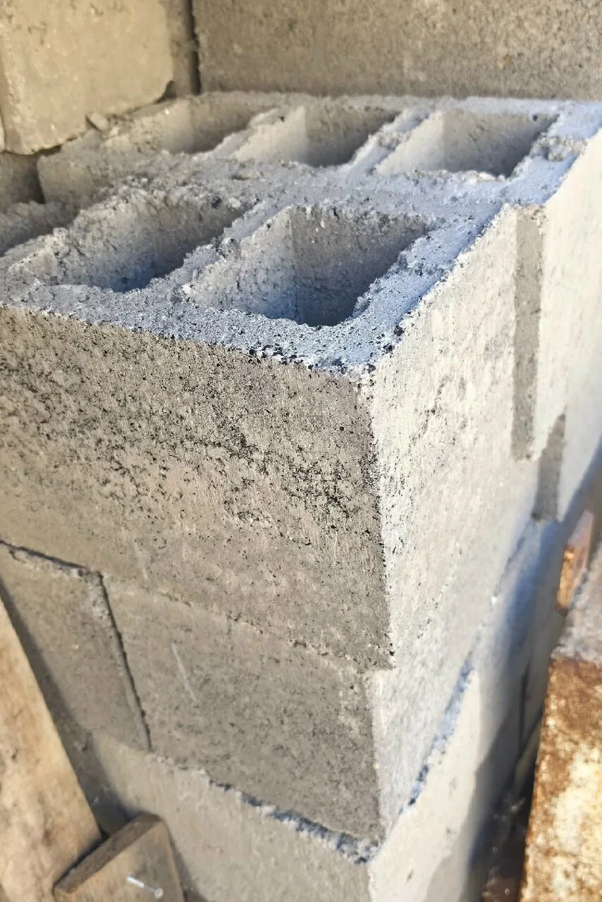 Продам новый шлакоблок, 300 шт., 90 р., Донецк