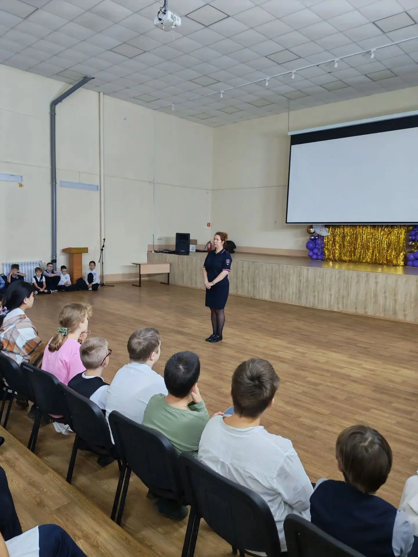 🛡️📚 Профилактическая встреча с инспектором ПДН: важно знать и понимать! 📚🛡️