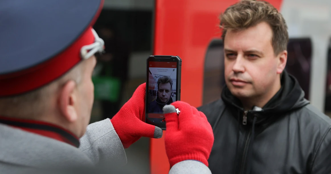 РЖД начала тестировать посадку в «Сапсаны» по лицу