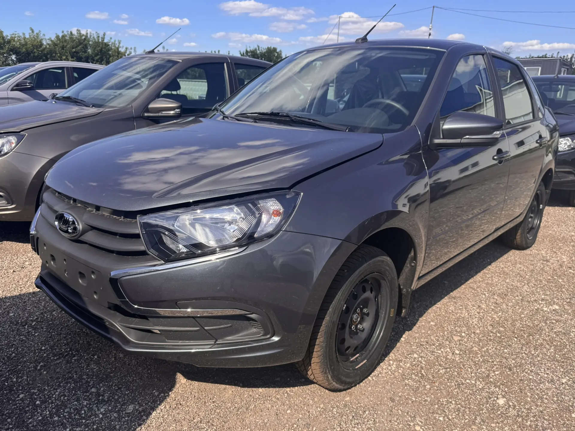 🚗 Lada Granta седан