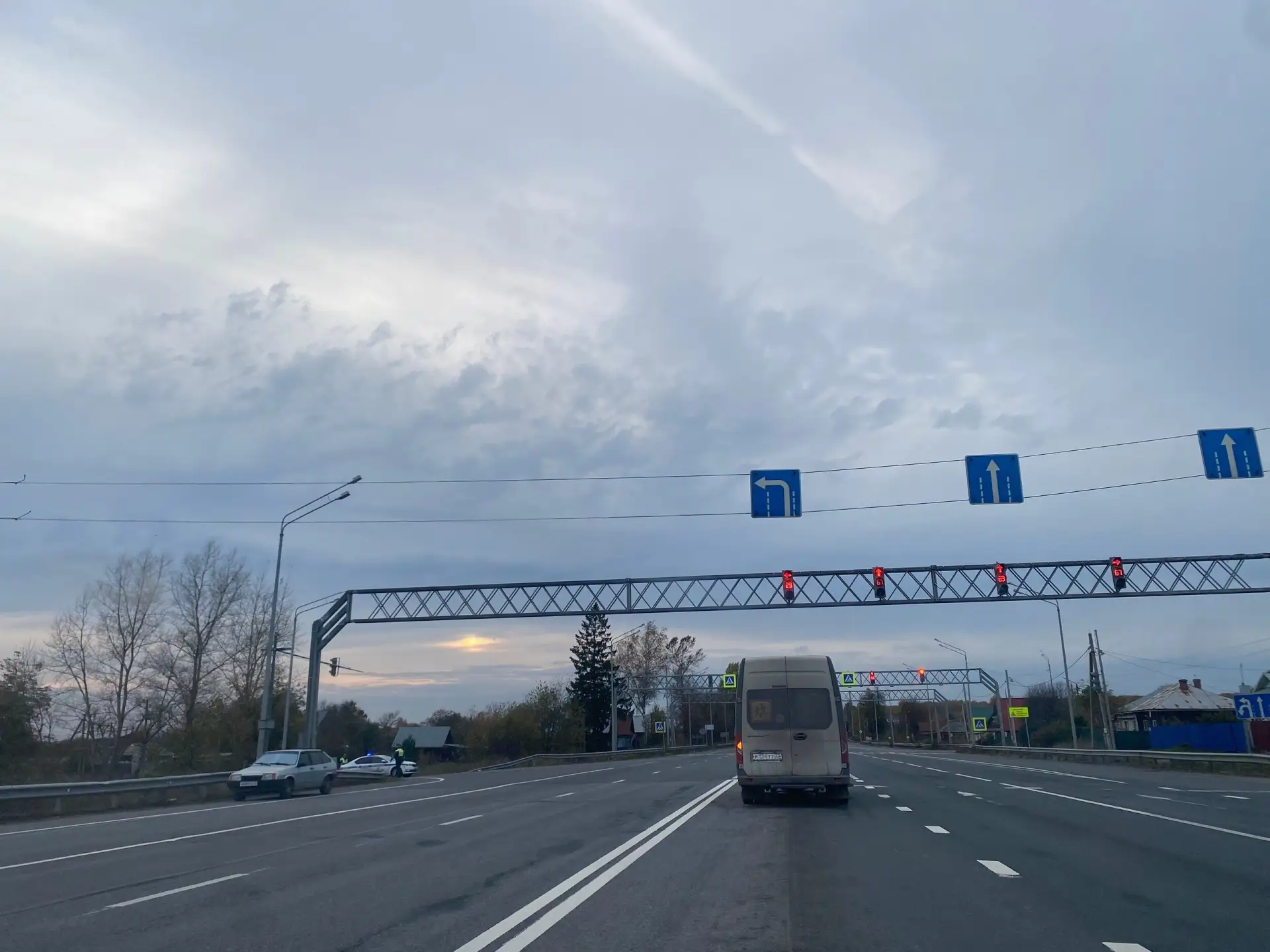 В Чудинове стоят