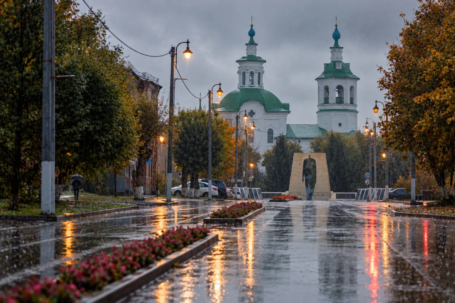 ⛈️Дожди и сильный ветер придут в Тюменскую область 12 октября
