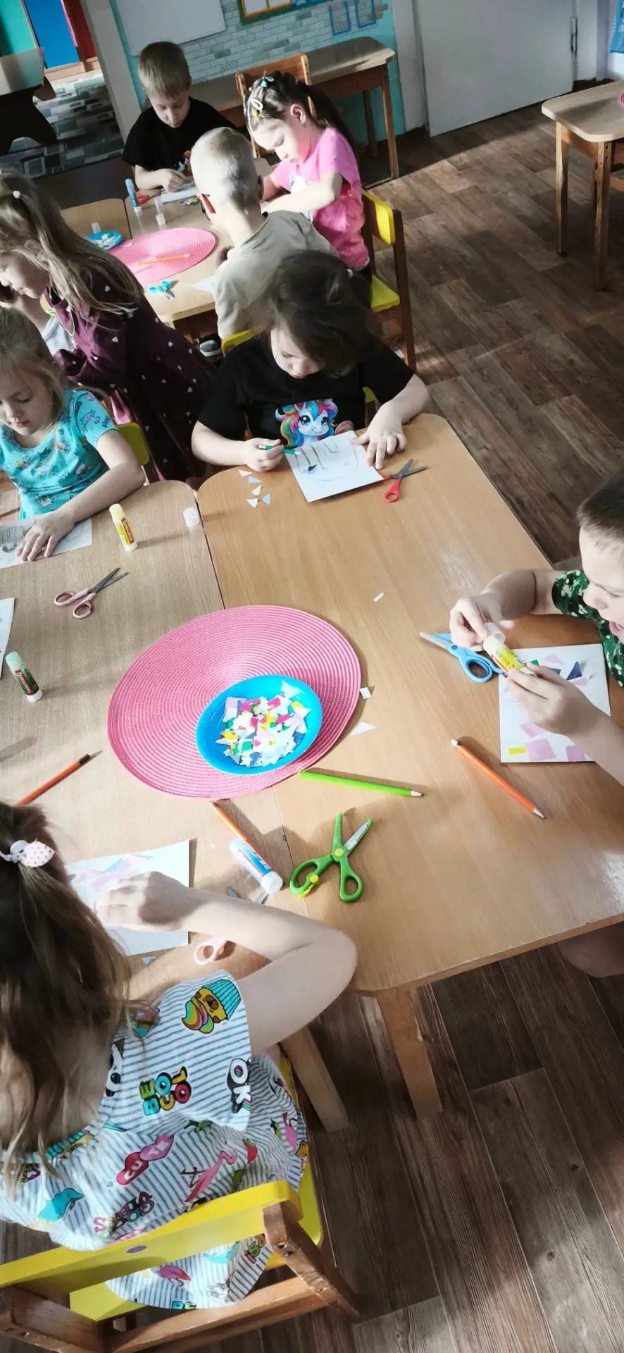 🧩 Бумажная мозаика: когда фантазия не знает границ! ✂️🎨