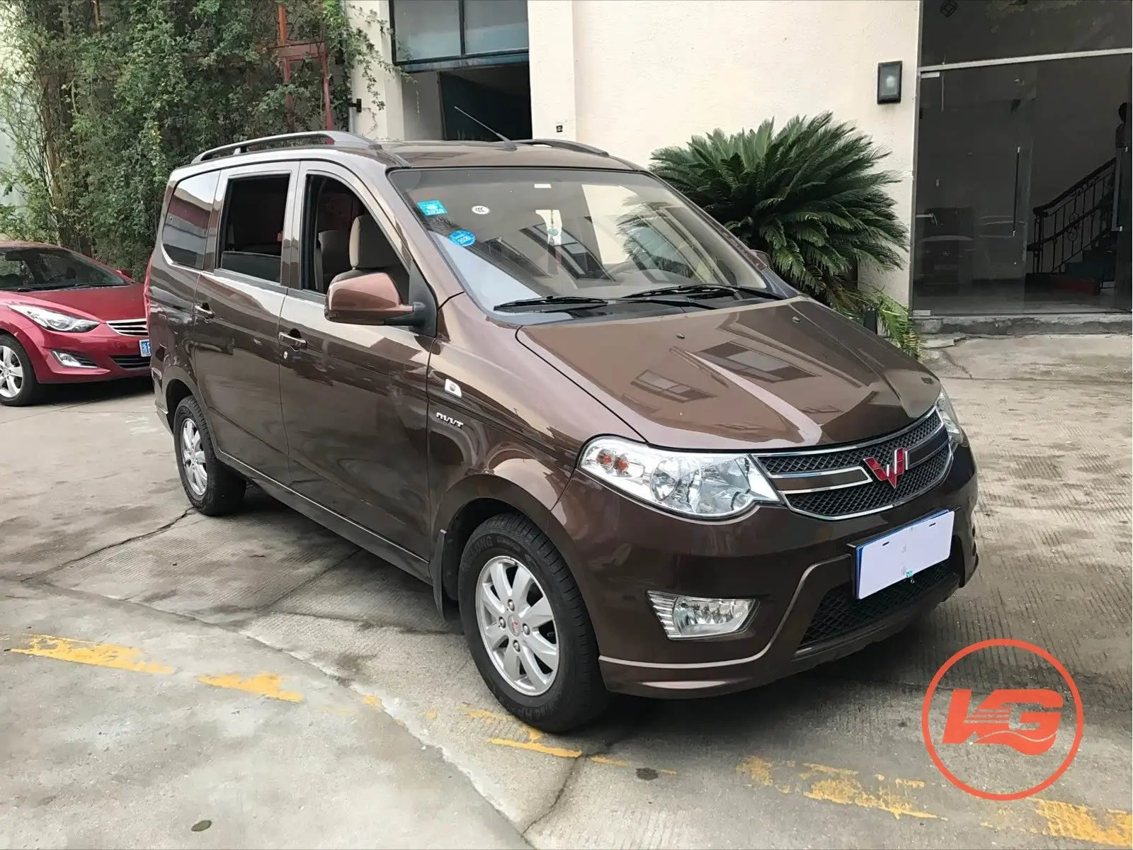 2️⃣ Wuling Hongguang S 1.2 — ¥17 500, ≈ 656 000 ₽ под ключ