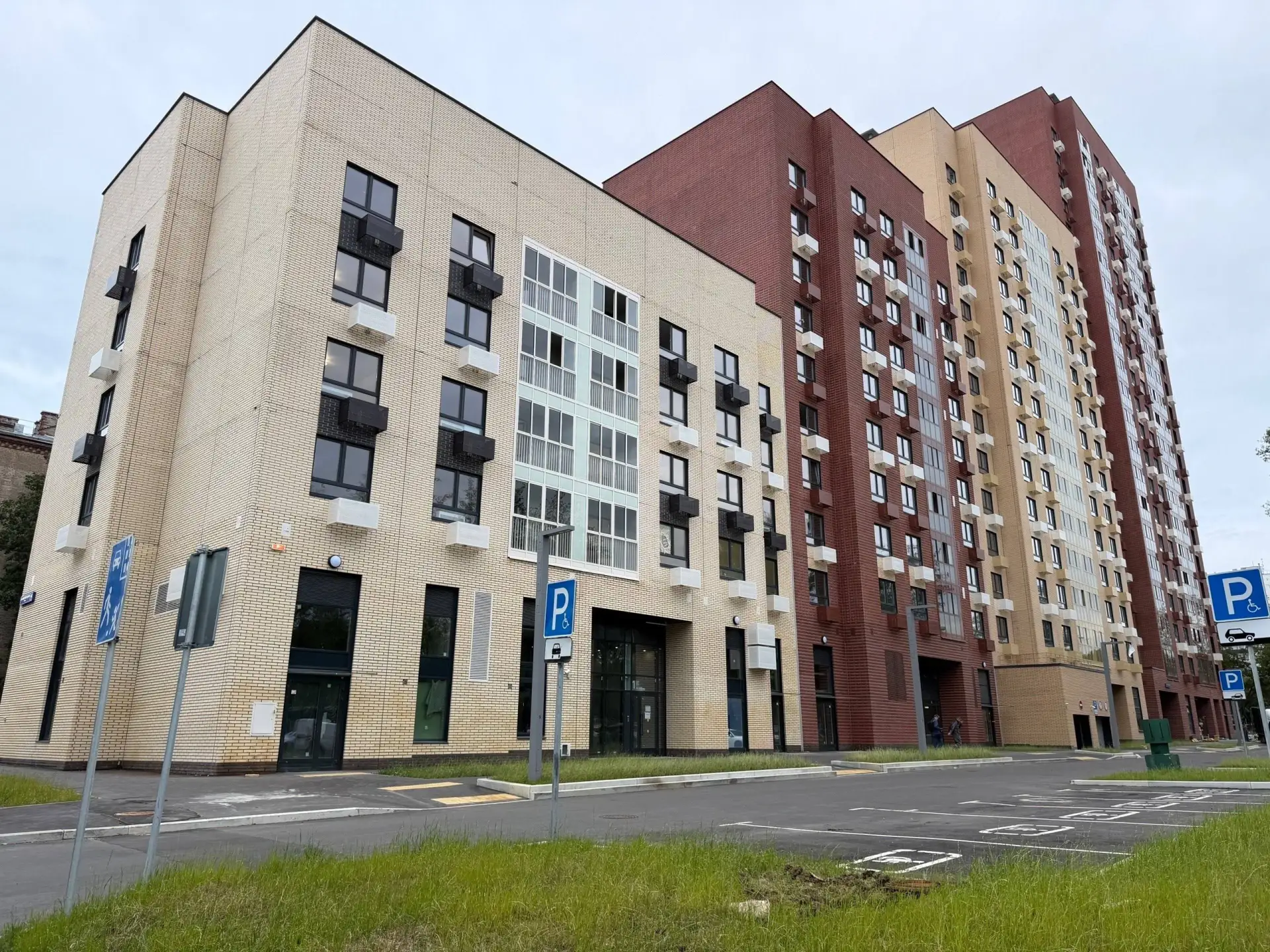 🏢 В Рязанском районе дом на 3-й Институтской готовят к заселению