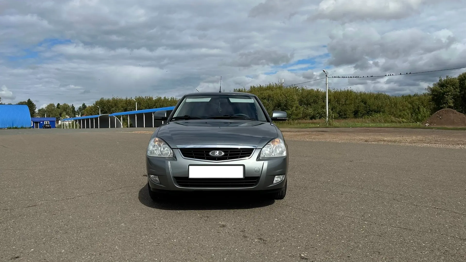 Продается LADA PRIORA 2013 года выпуска, с кондиционером.