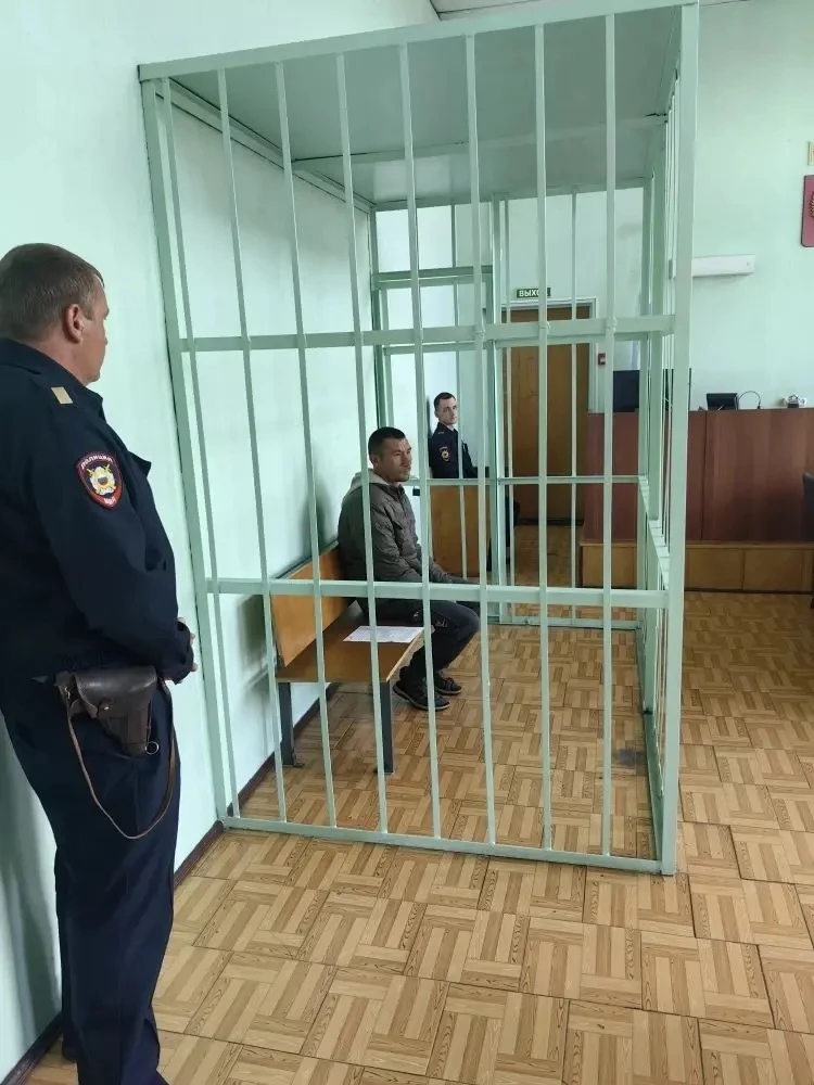 В Пограничном округе с учётом позиции прокуратуры заключен под стражу местный житель, о...