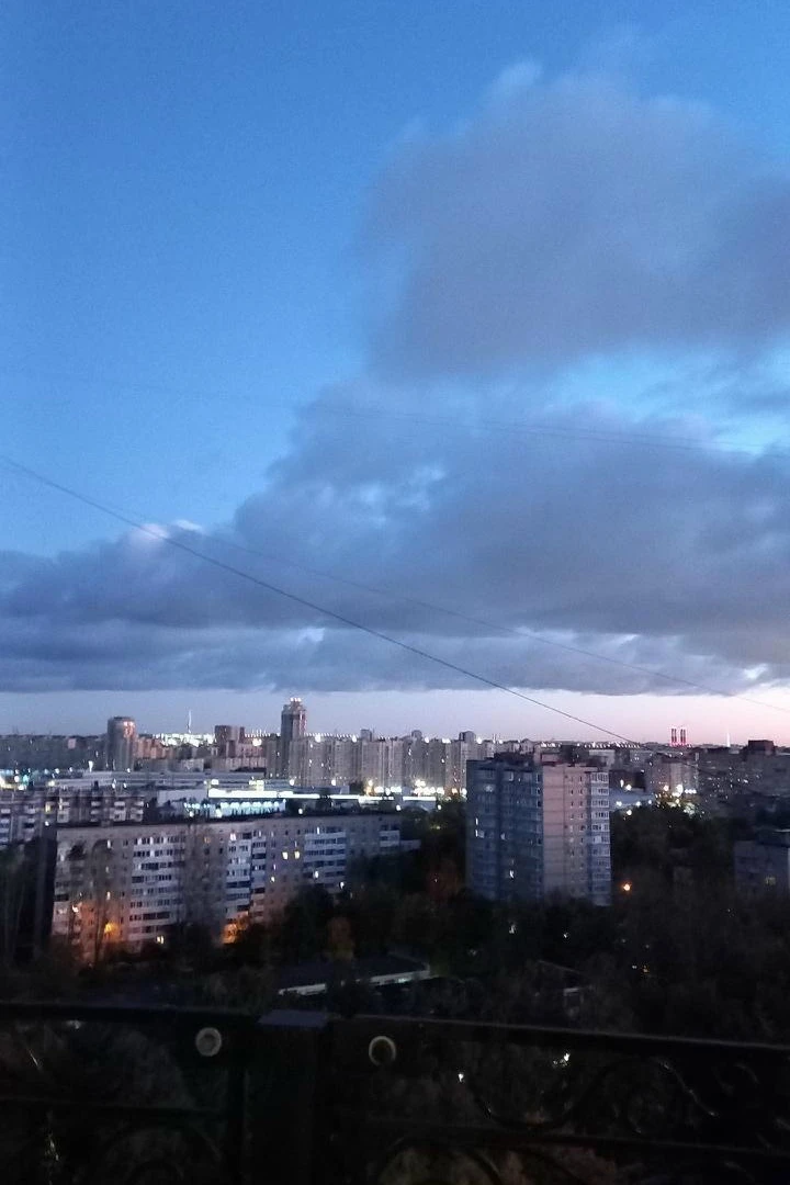 🌅 Утро в Кировском районе началось с ярких красок
