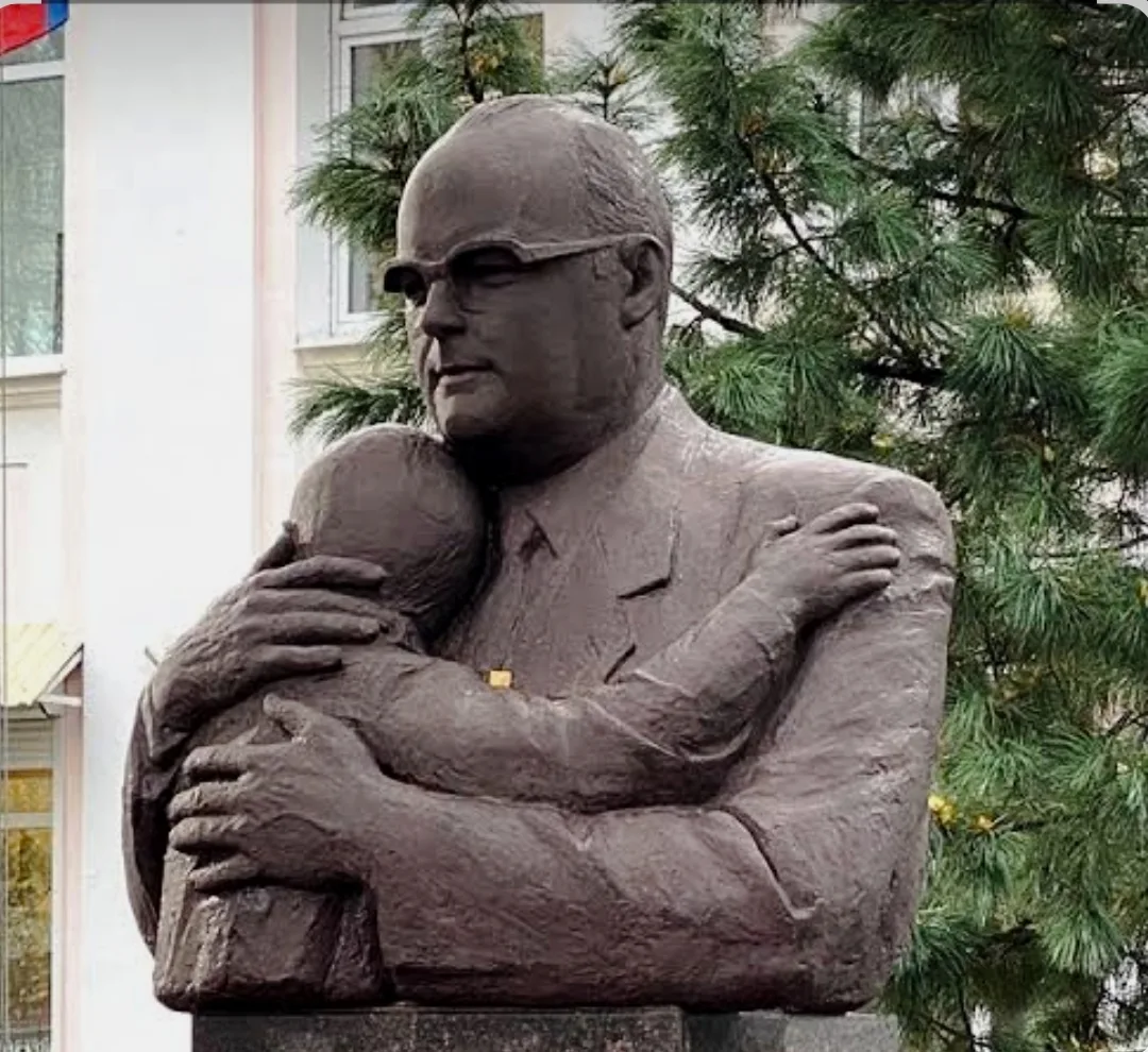 Педагогика - это не просто профессия. Это служение.