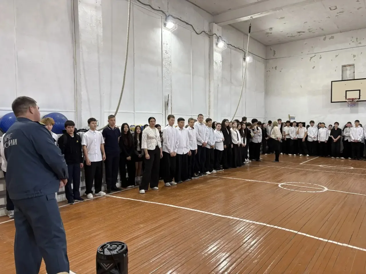 🇷🇺🇷🇺🇷🇺🇷🇺Сегодня понедельник, а это значит, что мы начинаем учебную неделю с вын...