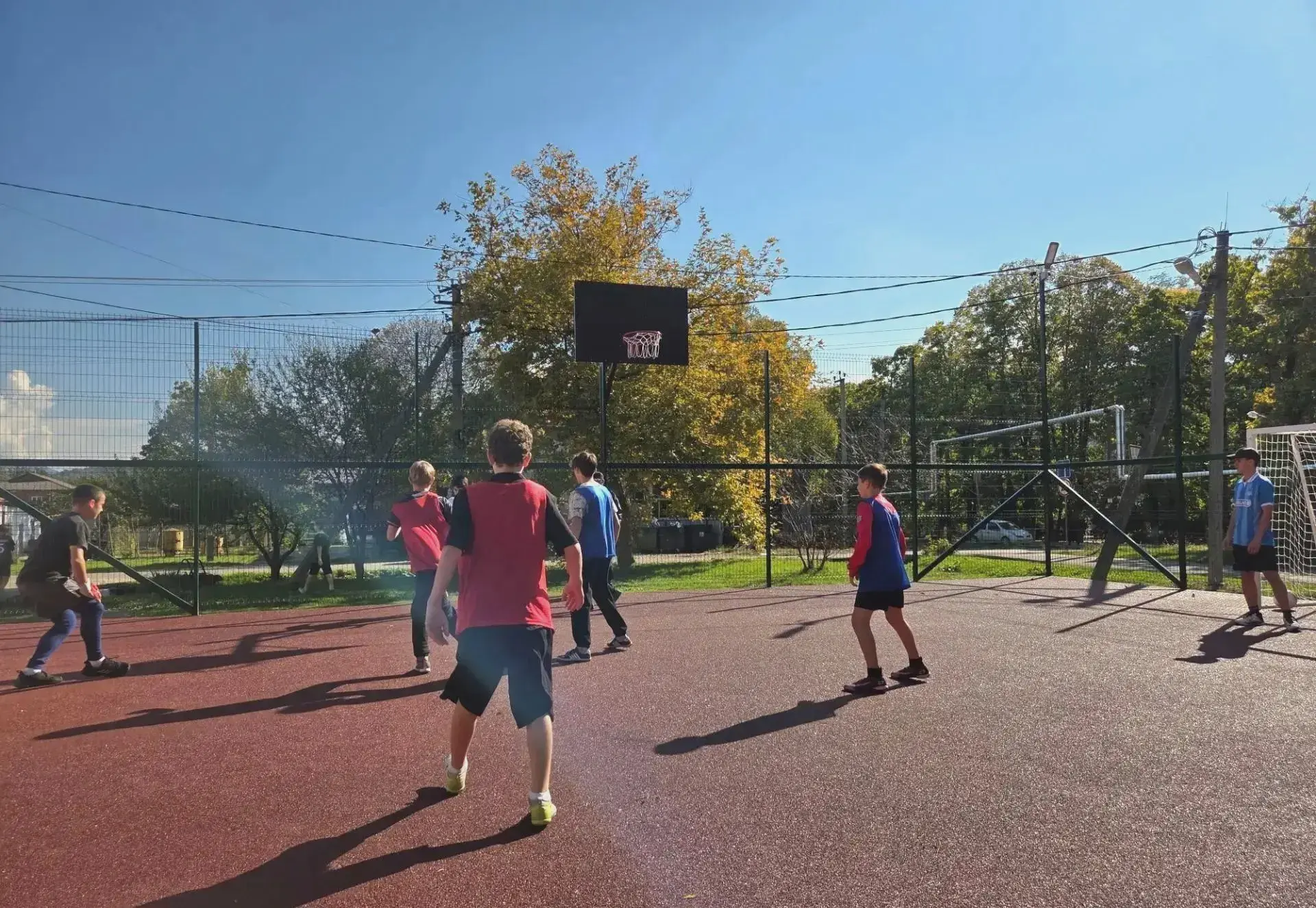 В Георгиевском открыли спортплощадку